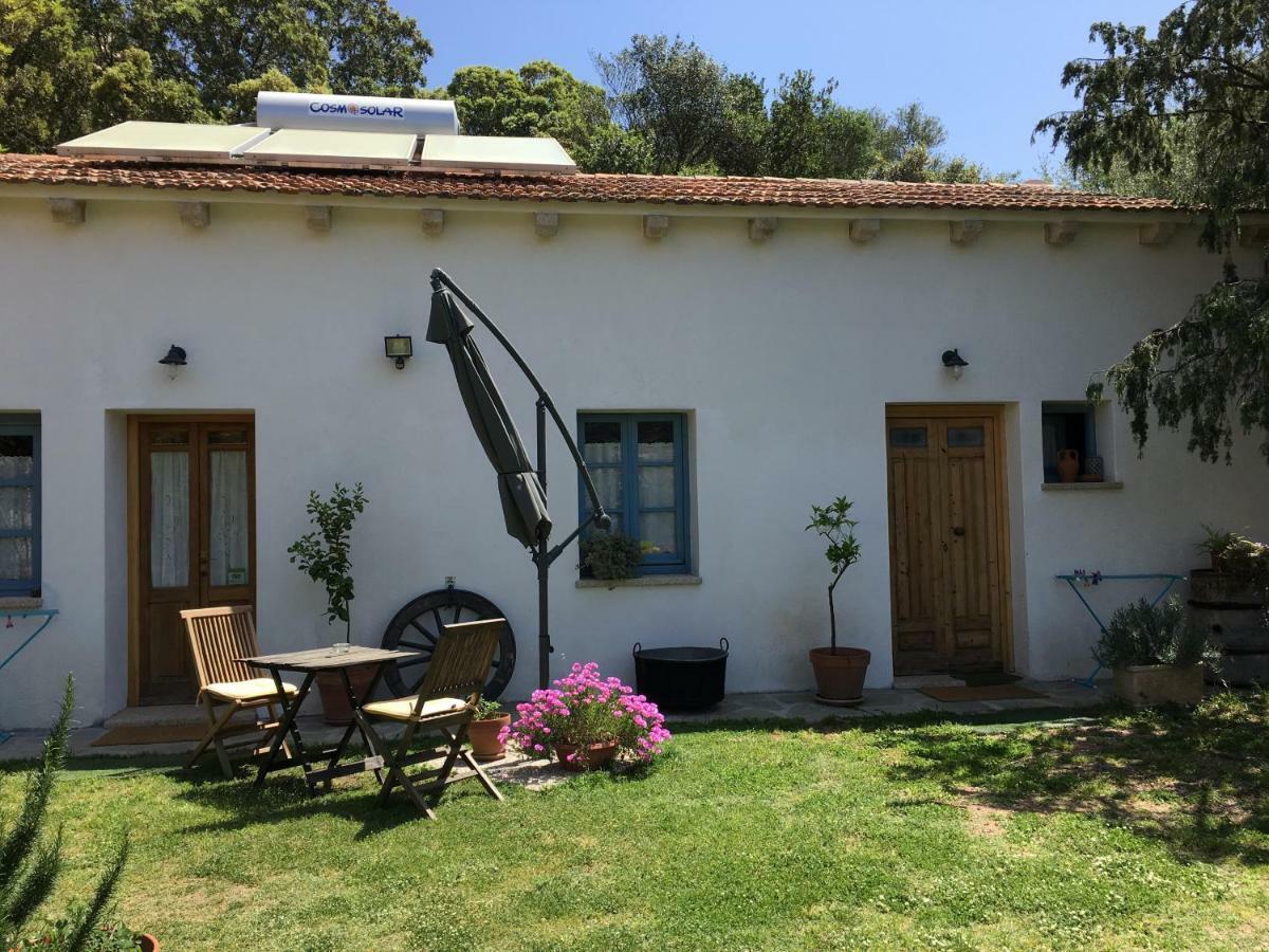Agriturismo La Casa Delle Fate Loiri Porto San Paolo Exterior photo